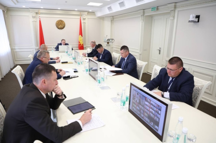 Член Совета Республики П.Ошурик принял участие в заседании Гродненского облисполкома