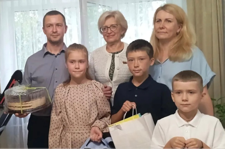 Член Совета Республики И.Левкович приняла участие в республиканской акции «Соберем детей в школу»