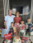 Наталья Глинская посетила многодетную семью Шитик, в которой воспитываются пятеро детей