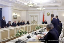 Председатель Совета Республики Н.Кочанова приняла участие в совещании у Главы государства