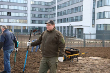 Член Совета Республики Павел Ошурик принял участие в проведении субботника