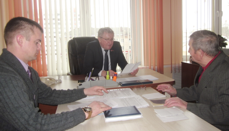 Член Совета Республики Маркевич В.П. провел личный прием граждан и «прямую телефонную линию»