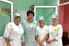 Член Совета Республики А.Смоляк посетила Бывальковскую больницу сестринского ухода Лоевского района