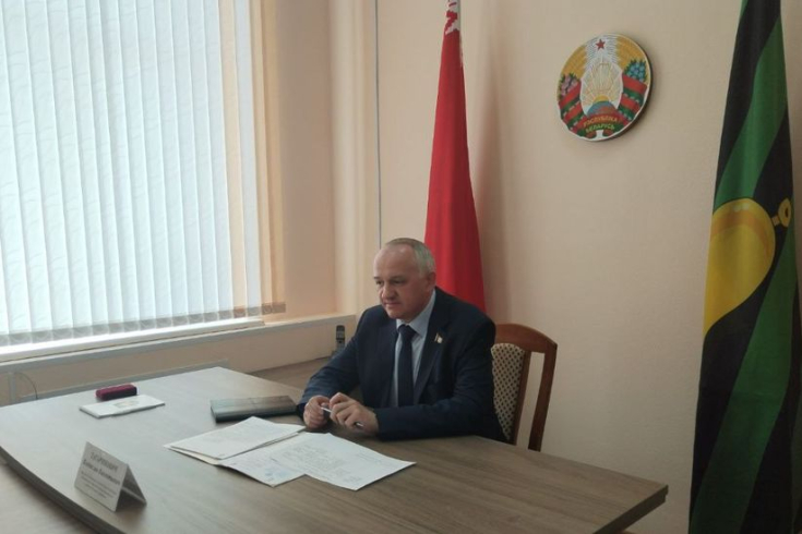 Член Президиума Совета Республики В.Татаринович провел выездной личный прием граждан