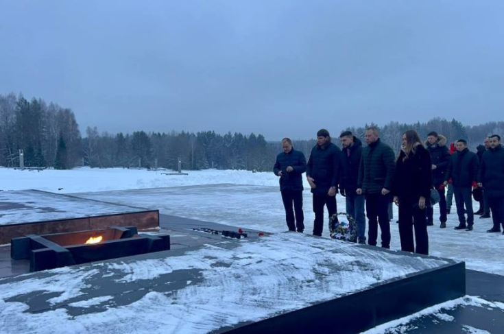 Молодежные парламентарии Беларуси и России посетили мемориальный комплекс «Хатынь»