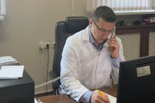 Член Совета Республики К.Дроздовский провел «прямую» телефонную линию»