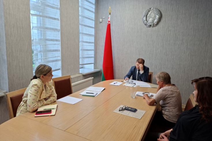 Член Президиума Совета Республики С.Сивец провел личный прием граждан