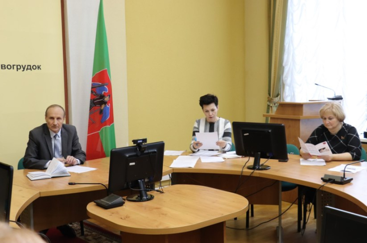 Член Совета Республики Э.Сороко приняла участие
в заседании комиссии