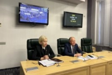 Член Президиума Совета Республики В.Лискович провел заседание Постоянной комиссии по образованию, науке, культуре и социальному развитию