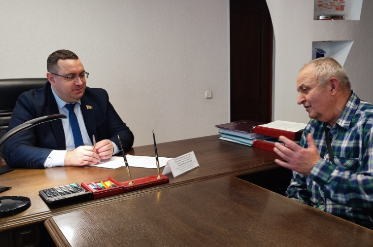 Член Совета Республики И.Сергеев провел
личный прием граждан 
