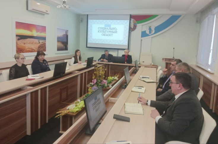 Член Совета Республики Н.Маркович приняла участие в заседании комиссии