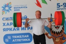 Член Совета Республики В.Лискович посетил соревнования по тяжелой атлетике в рамках II Игр стран СНГ