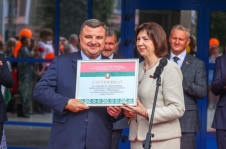 «Это поистине замечательный подарок жителям не только Ленинского района, но и всей столицы». Наталья Кочанова приняла участие в открытии ФОК «Мандарин»