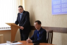 Член Совета Республики Ф.Яшков провел личный прием в г. Ельске