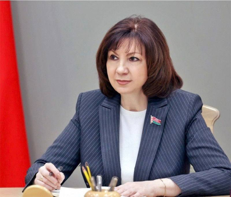 Наталья Кочанова поздравила работников торговли с профессиональным праздником