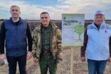 Член Совета Республики А.Карпицкий принял участие в акции «Неделя леса — 2022»