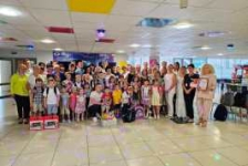 Член Совета Республики Е.Зябликова приняла участие в благотворительной акции «Соберем портфель в школу»