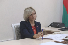 Член Совета Республики К.Пантюхова провела прямую телефонную линию