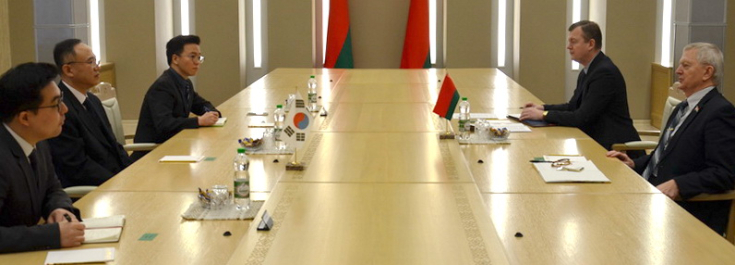 Член Президиума Совета Республики С.Рахманов встретился с Чрезвычайным и Полномочным Послом Республики Корея в Беларуси Ким Ёнг Хо