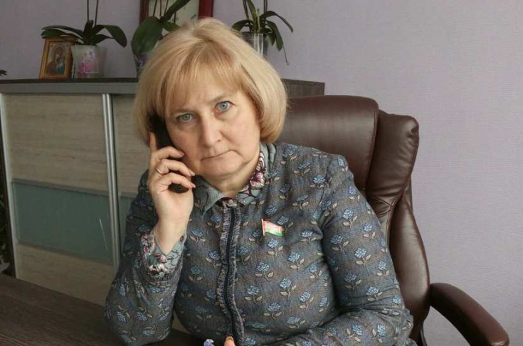 Член Совета Республики Э.Сороко провела «прямую телефонную линию» и прием граждан в Новогрудке