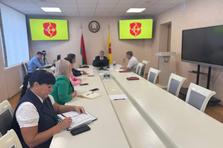 Игорь Луцкий провел личный прием граждан в Пинском горисполкоме