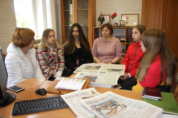Е.Серафинович провела мастер-класс со школьниками
