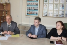 Член Совета Республики Е.Серафинович встретилась
с учащимися Лидского колледжа
