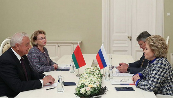 М.Мясникович встретился в Санкт-Петербурге с Председателем Совета Федерации В.Матвиенко