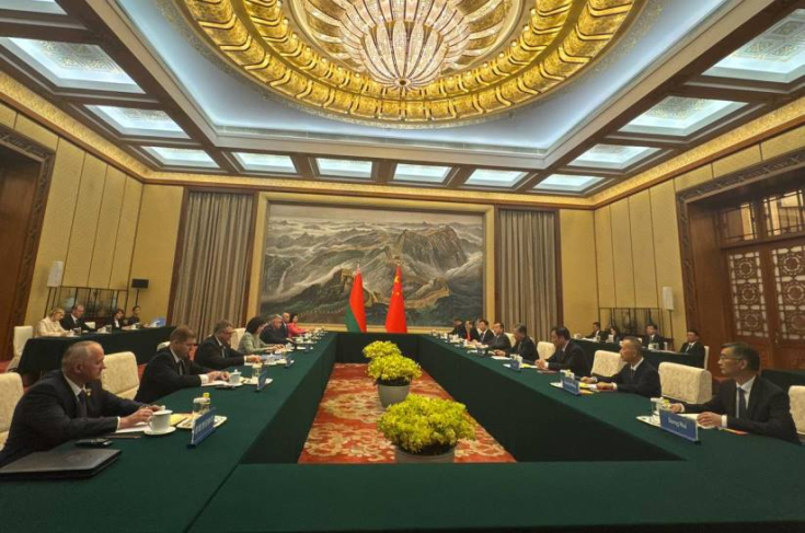 Чжао Лэцзи: законодательные органы Китая и Беларуси поддерживают тесные контакты и сотрудничество