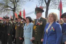 А.Смоляк приняла участие в торжественном митинге, посвященном Дню Государственного герба и Государственного флага Республики Беларусь