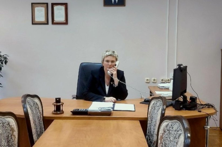 «Открытый диалог — это ключ к решению проблем». Член Совета Республики Е.Фурс провела прямую линию и личный прием граждан в Новополоцке