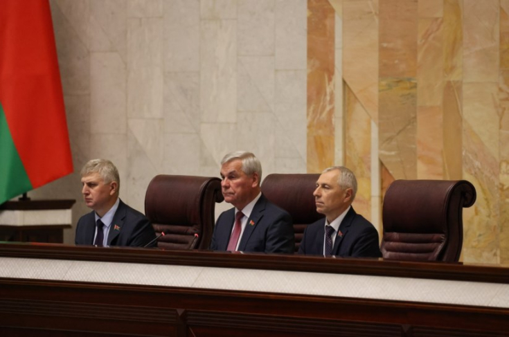 Члены Совета Республики 
приняли участие в обсуждении
пакета бюджетных законопроектов


