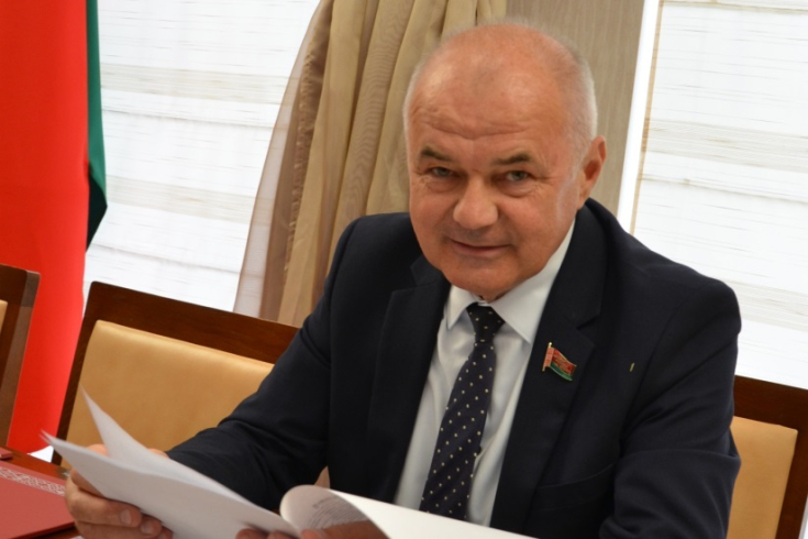 Член Совета Республики Г.Протосовицкий провел встречу с представителями общественных организаций