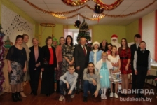 Член Совета Республики В.Котович принял участие в новогодней благотворительной акции «Наши дети»