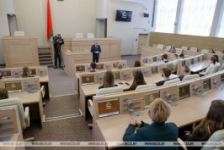 А.Исаченко: формирование правовой и политической культуры у молодежи – одна из важнейших госзадач