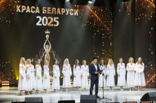 Дмитрий Басков финалисткам республиканского конкурса «Краса Беларуси»: нет ничего важнее, чем видеть, как в нашей стране растет и крепнет институт семьи, как все больше женщин выбирают путь материнства и воспитания детей