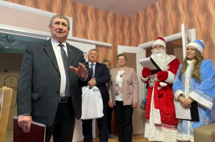 Член Президиума Совета Республики М.Русый принял участие в новогодней акции «Наши дети»