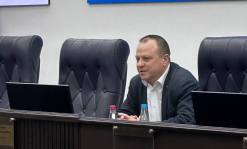 Член Совета Республики Эдуард Гаврилкович в преддверии дня памяти чернобыльской трагедии провел встречу с трудовым коллективом