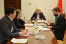Член Президиума Совета Республики Т.Рунец провела совещание по рассмотрению обращения многодетной семьи
