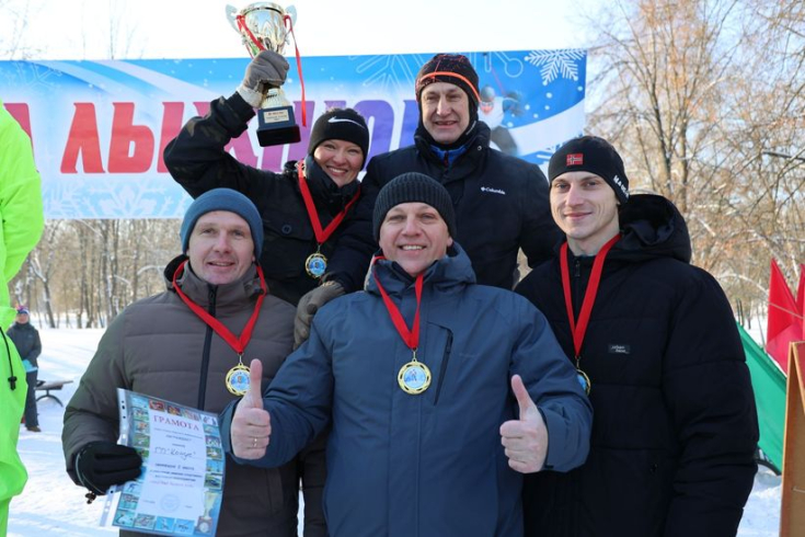 Член Совета Республики Андрей Жамойда принял участие в традиционном лыжном забеге «Лидская лыжня-2026»