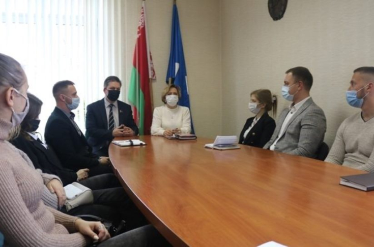 Член Совета Республики А.Шишкин встретился с молодежным активом Кормянского района