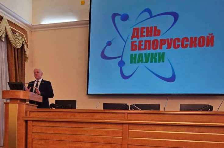 Член Совета Республики А.Жамойда признан победителем в номинации «Человек года — 2024»