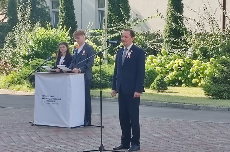 А.Коркотадзе: нам есть, чем гордиться, и есть, что беречь и что развивать. Вы нужны своей стране — за вами будущее