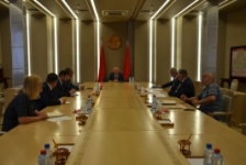 Член Совета Республики В.Лискович провел совещание по вопросам подготовки выставки, посвященной Дню народного единства