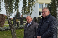 Член Совета Республики И.Брилевич провел мониторинг по благоустройству сельских территорий Брестского района