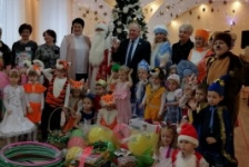 Член Президиума Совета Республики В.Лискович принял участие в новогодней благотворительной акции «Наши дети»