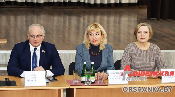 Член Совета Республики Ю.Деркач принял участие в заседании по рассмотрению кандидатур для присвоения почетного звания «Человек года Витебщины»