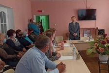 Член Президиума Совета Республики С.Сивец в рамках Единого дня информирования посетил Копыль Минской области
