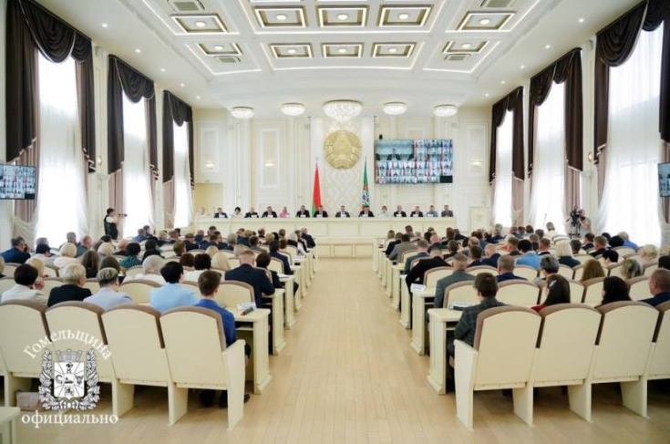 Член Совета Республики Е.Зенкевич приняла участие в заседании Гомельского облисполкома