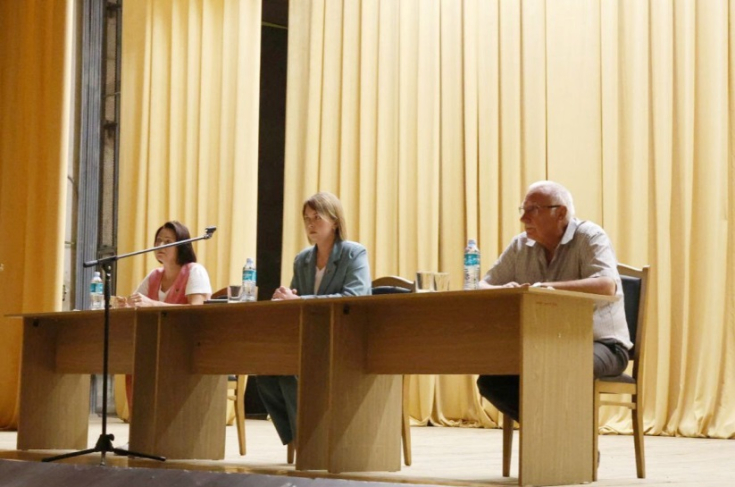 Член Совета Республики А.Багель встретился с жителями агрогородка Мышковичи